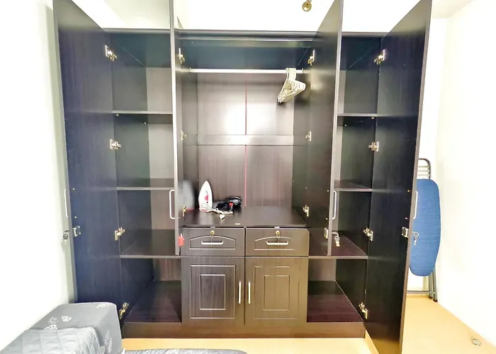 2012t2 Avida Towers It Park 1bedroom Unit Queen Bed Apartment