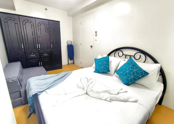 2012t2 Avida Towers It Park 1bedroom Unit Queen Bed Cebu